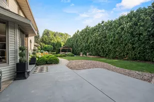 2920 Circle Oaks Ln, Green Bay, WI 54313 - Photo 73