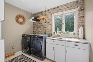 2920 Circle Oaks Ln, Green Bay, WI 54313 - Photo 31