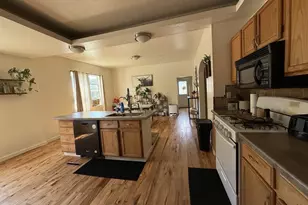 347 Madison St, Oconto, WI 54153 - Photo 13