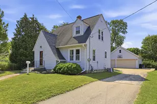 709 2nd St, Menasha, WI 54952 - Photo 27
