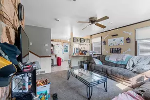 1519 Hillcrest Dr, Kaukauna, WI 54130 - Photo 25