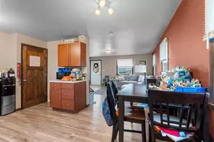 1519 Hillcrest Dr, Kaukauna, WI 54130 - Photo 9