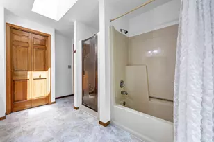 3122 Birdie Ct, Green Bay, WI 54313 - Photo 17