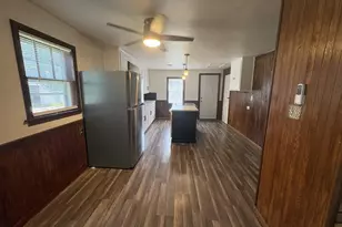 1202 Stuart St, Green Bay, WI 54301 - Photo 7