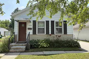 1202 Stuart St, Green Bay, WI 54301 - Photo 1
