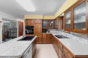 802 E Ridlington Ave, Shawano, WI 54166 - Photo 29