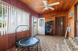 802 E Ridlington Ave, Shawano, WI 54166 - Photo 43