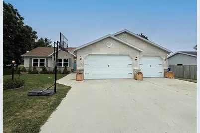 620 N Packer Drive, Whitelaw, WI 54247 - Photo 1