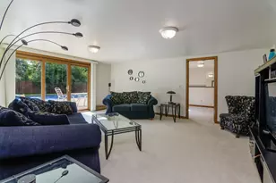 1421 Harbor Springs Cir, Green Bay, WI 54311 - Photo 45