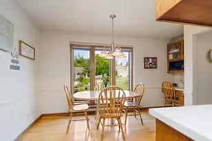 1421 Harbor Springs Cir, Green Bay, WI 54311 - Photo 23