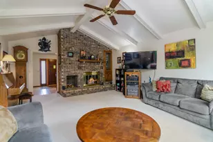 1421 Harbor Springs Cir, Green Bay, WI 54311 - Photo 11