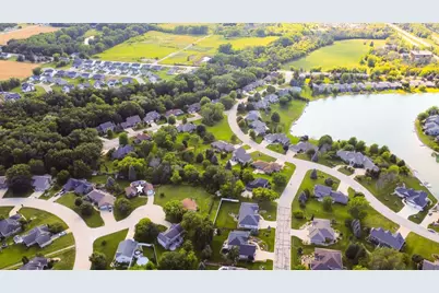 1421 Harbor Springs Circle, Green Bay, WI 54311 - Photo 5