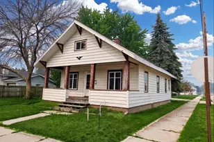1018 Lowell St, Two Rivers, WI 54241 - Photo 15