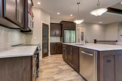 N9072 Southtowne Drive, Menasha, WI 54952 - Photo 17