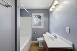 1213 W 11th Ave, Oshkosh, WI 54902 - Photo 11