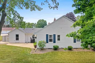 815 Dayton St, Mayville, WI 53050 - Photo 43