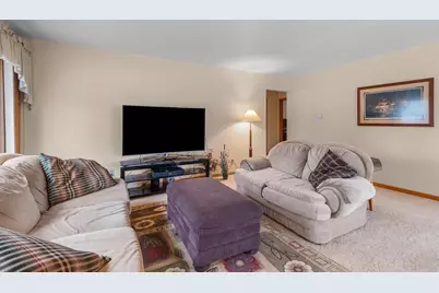 815 Dayton Street, Mayville, WI 53050 - Photo 5