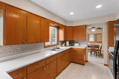 815 Dayton Street, Mayville, WI 53050 - Photo 15