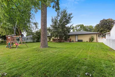 1824 Fiesta Lane, Green Bay, WI 54302 - Photo 35