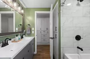 1824 Fiesta Ln, Green Bay, WI 54302 - Photo 21