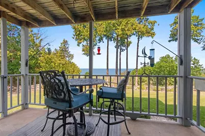 5299 Sunset Bluff Drive, Green Bay, WI 54311 - Photo 3