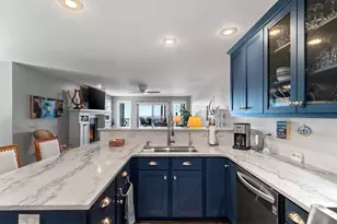 5299 Sunset Bluff Dr, Green Bay, WI 54311 - Photo 15