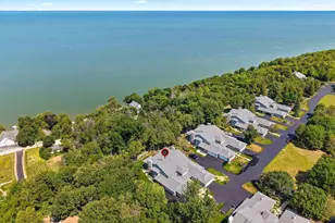 5299 Sunset Bluff Dr, Green Bay, WI 54311 - Photo 71
