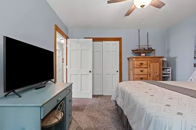 5299 Sunset Bluff Drive, Green Bay, WI 54311 - Photo 35