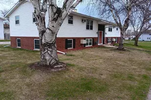 3419 Sayer Ave, Two Rivers, WI 54241 - Photo 7