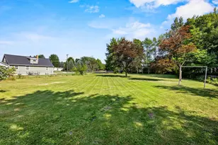 417 Madison St, Oconto, WI 54153 - Photo 41