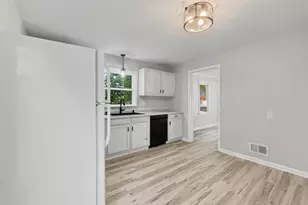 1511 10th Ave, Green Bay, WI 54304 - Photo 5