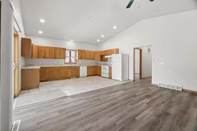 111 E Follet Street, Fond du Lac, WI 54935 - Photo 13