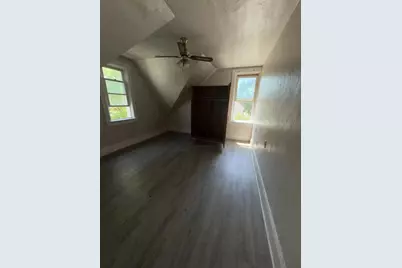 911 Smith Street, Green Bay, WI 54302 - Photo 19