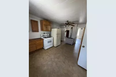 911 Smith Street, Green Bay, WI 54302 - Photo 15