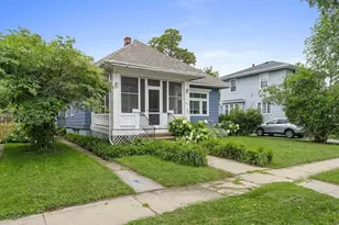 833 Oregon St, Green Bay, WI 54303 - Photo 3