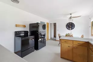 833 Ida St, Menasha, WI 54952 - Photo 7
