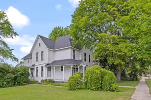 910 Cherry St, Green Bay, WI 54301 - Photo 3