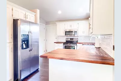 3052 Crusade Lane, Green Bay, WI 54313 - Photo 11