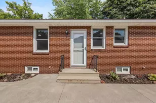 720 2nd St, Menasha, WI 54952 - Photo 29