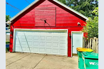 2721 Hall Avenue, Marinette, WI 54143 - Photo 5