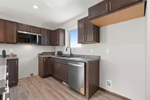 1800 Southland Ln, New London, WI 54961 - Photo 11