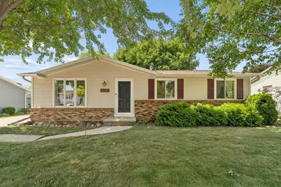 2515 Minerva Street, Oshkosh, WI 54901 - Photo 1