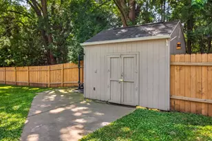 1338 Leonard Point Rd, Oshkosh, WI 54904 - Photo 49