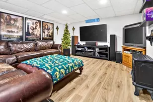 1338 Leonard Point Rd, Oshkosh, WI 54904 - Photo 37