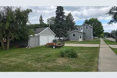 135 E Scott Street, Fond du Lac, WI 54935 - Photo 45
