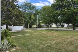 135 E Scott St, Fond du Lac, WI 54935 - Photo 49