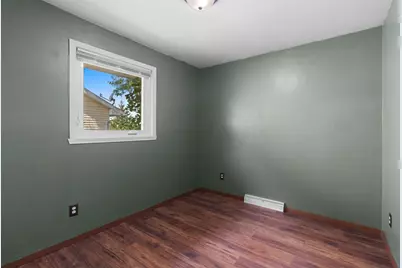 662 Frances Street, Kaukauna, WI 54130 - Photo 25