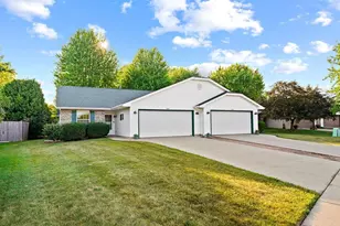 2455 Wisconsin St, Oshkosh, WI 54901 - Photo 1