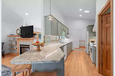 576 St Marys Street, De Pere, WI 54115 - Photo 11