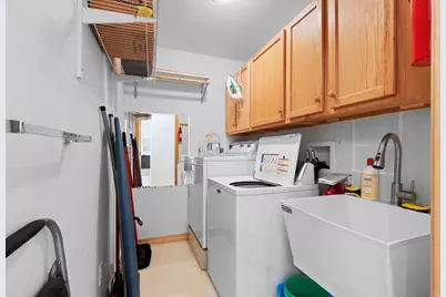 576 St Marys Street, De Pere, WI 54115 - Photo 33